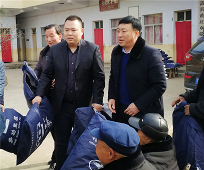 民建“組團”慰問，企業(yè)送溫暖到家
